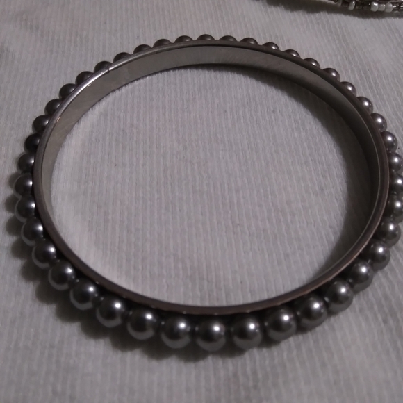 Faux Pearl bangle lot - Picture 5 of 6